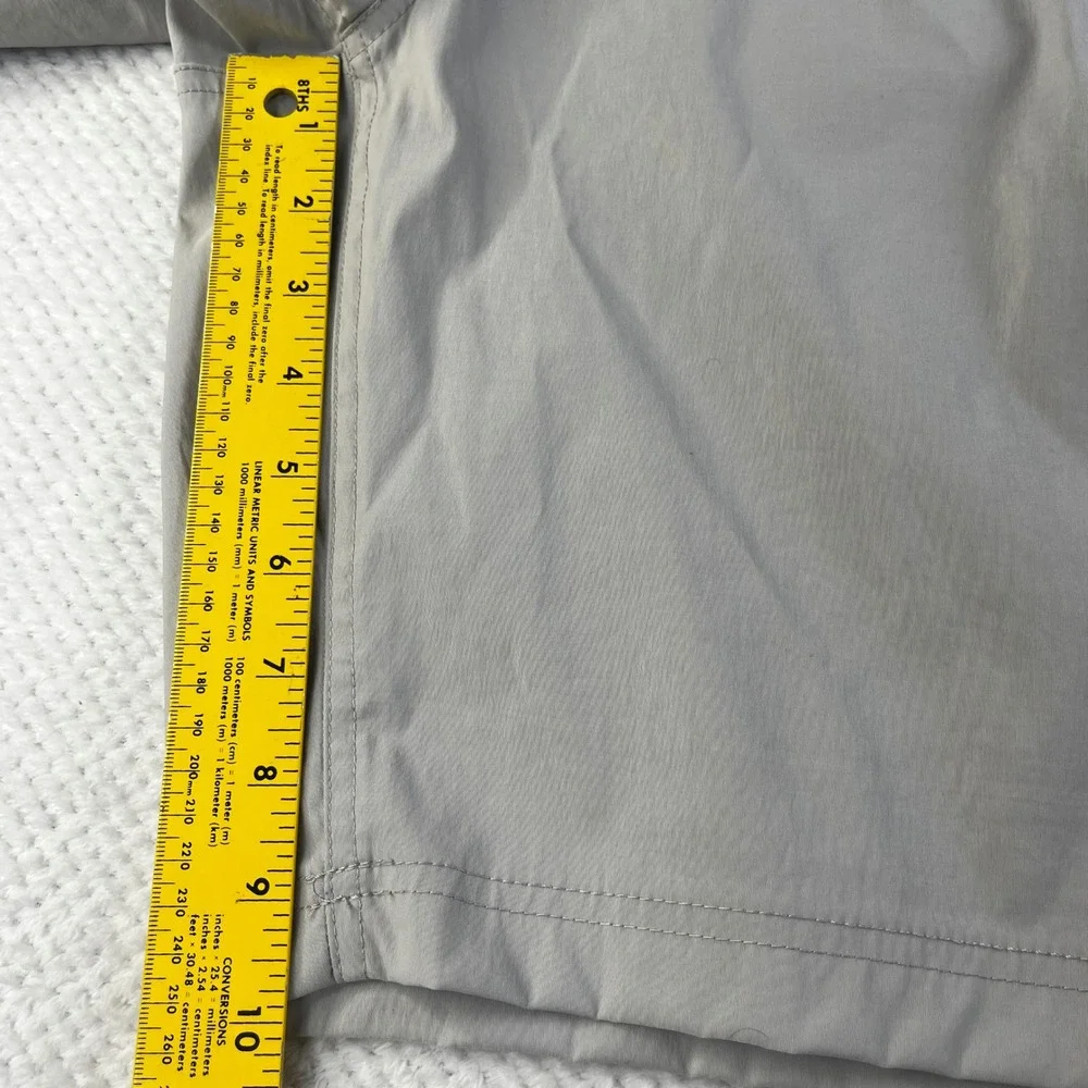 Eddie Bauer Mens Outdoor Cargo Shorts Gray EM41SH319 Size 42 Nylon Spandex‎